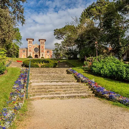 Appartement 2 Chambres, Neuf, Au Coeur Du Moulleau, *
